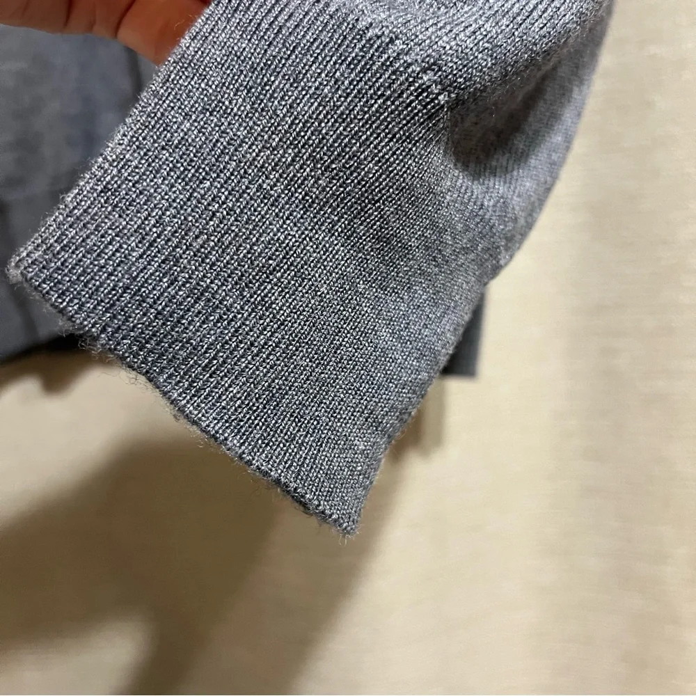 Peter Millar Gray Merino Silk Blend V-Neck Sweater - Large Golf‎ Preppy